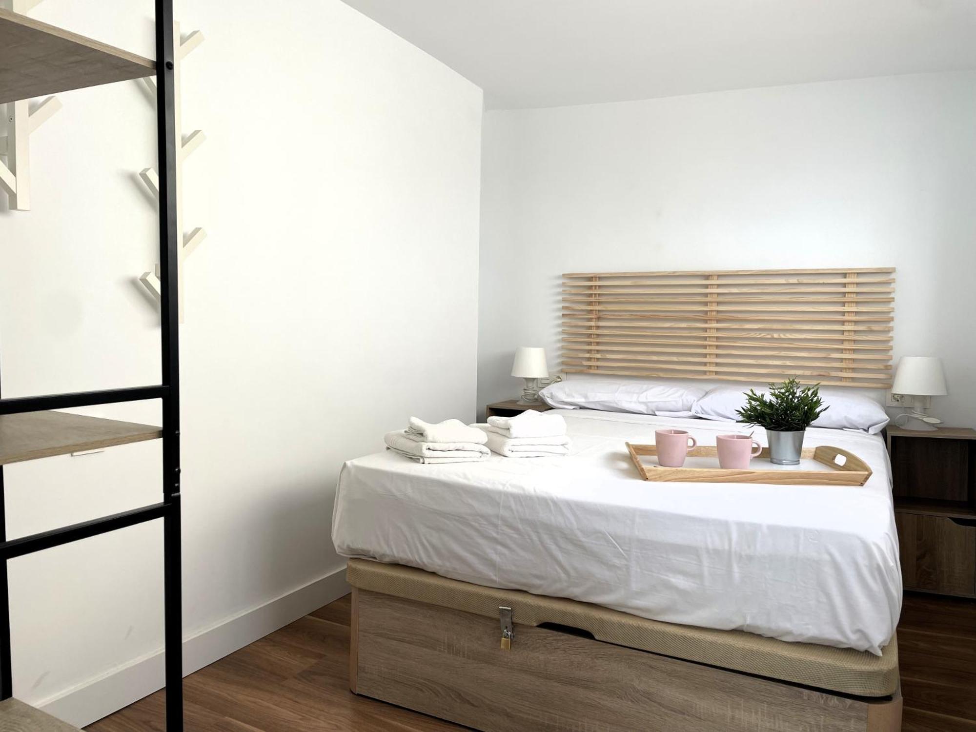 Apartamento Calma Carihuela Beach - 10 Metros De La Playa Торемолинос Екстериор снимка
