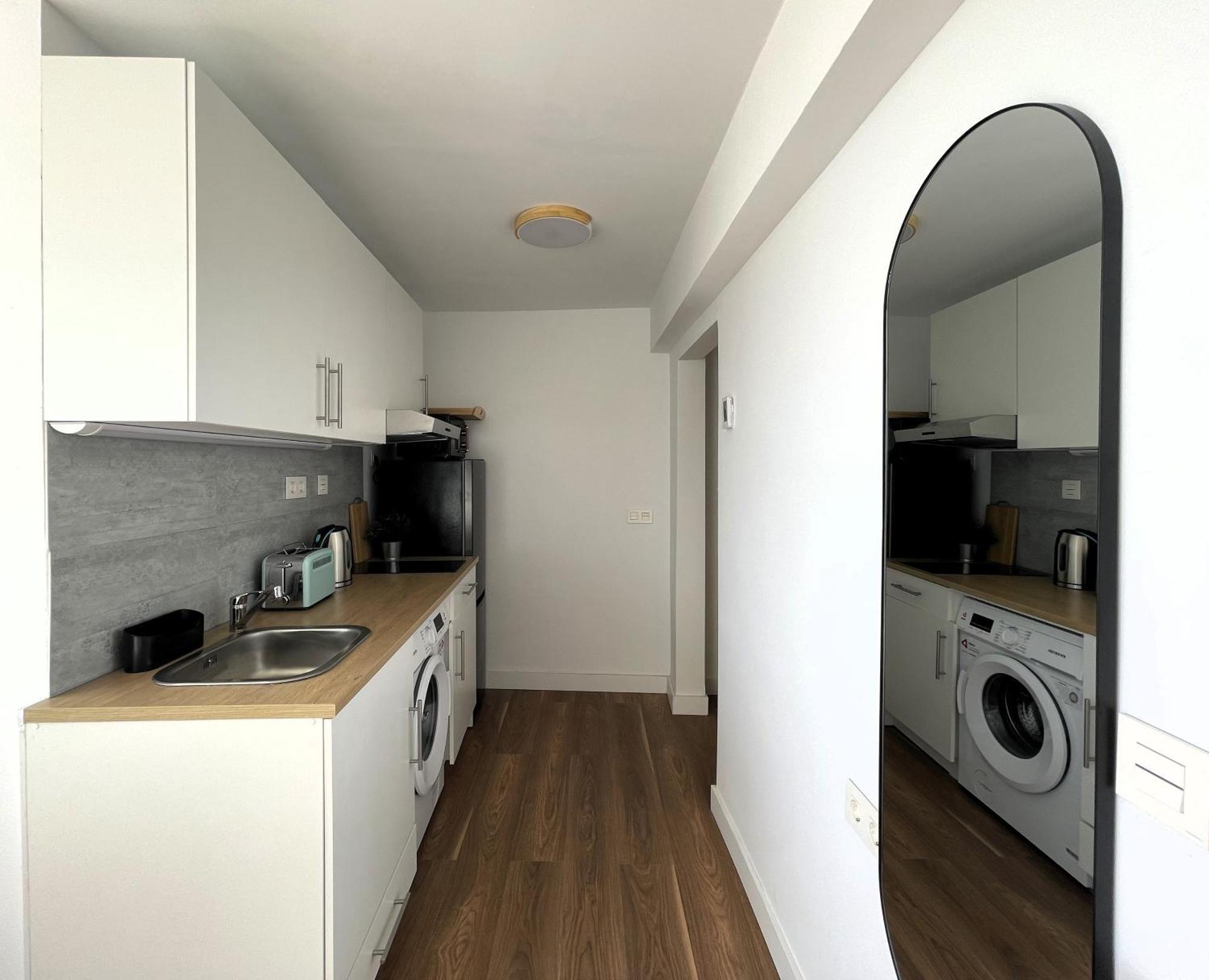 Apartamento Calma Carihuela Beach - 10 Metros De La Playa Торемолинос Екстериор снимка