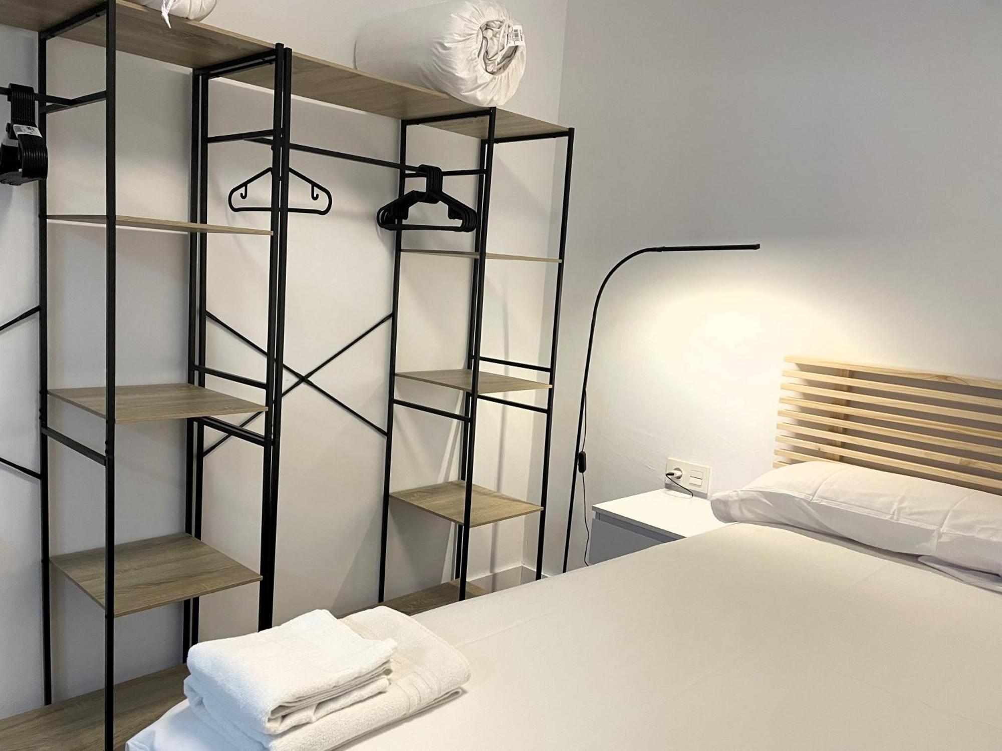 Apartamento Calma Carihuela Beach - 10 Metros De La Playa Торемолинос Екстериор снимка