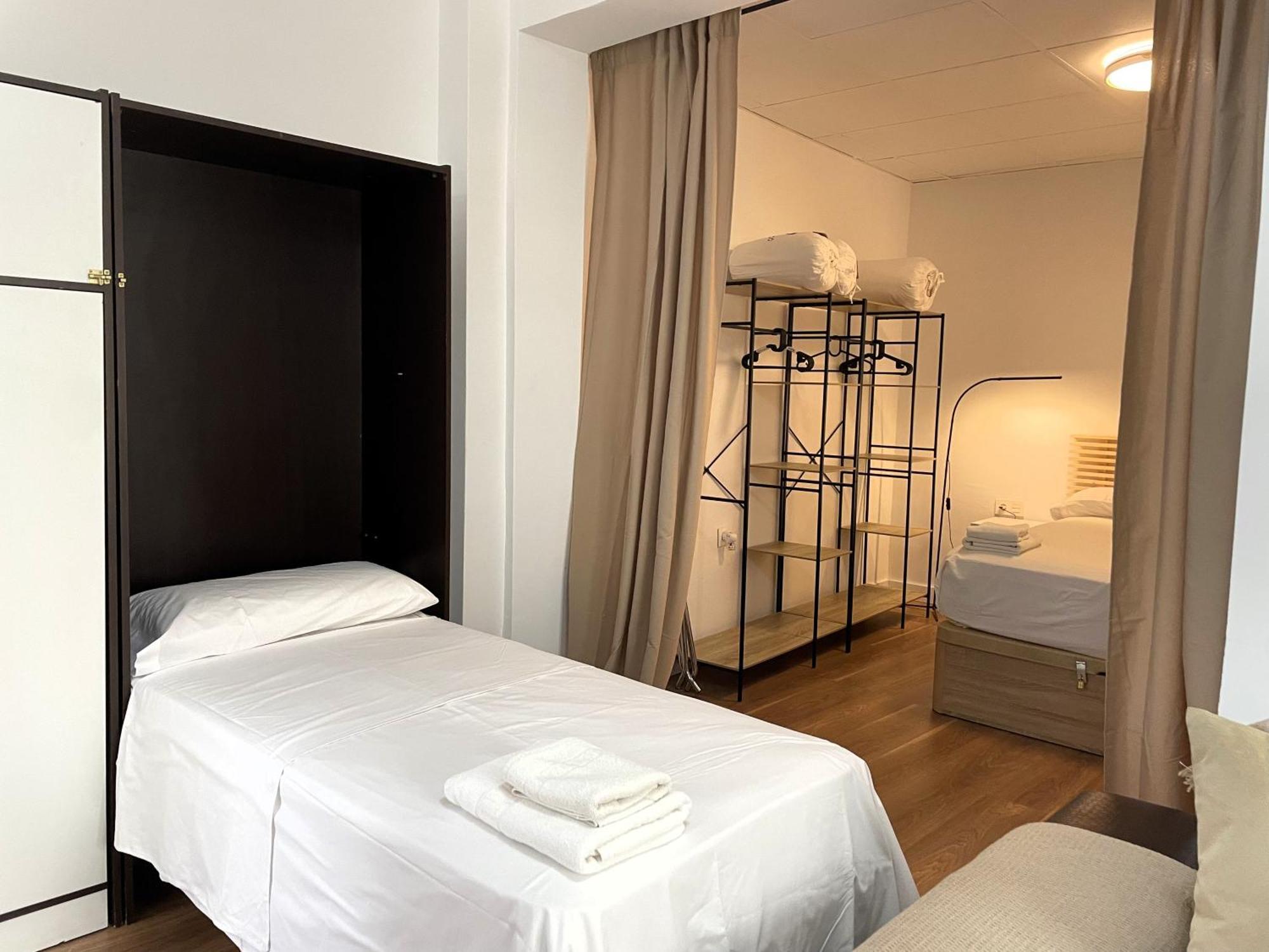 Apartamento Calma Carihuela Beach - 10 Metros De La Playa Торемолинос Екстериор снимка