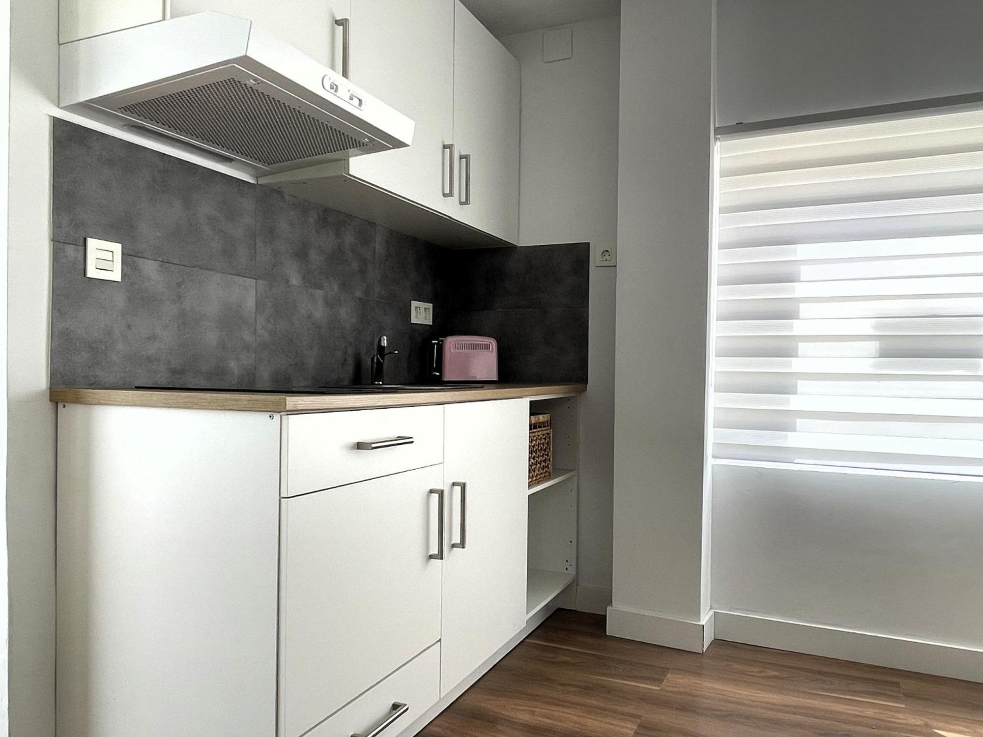 Apartamento Calma Carihuela Beach - 10 Metros De La Playa Торемолинос Екстериор снимка