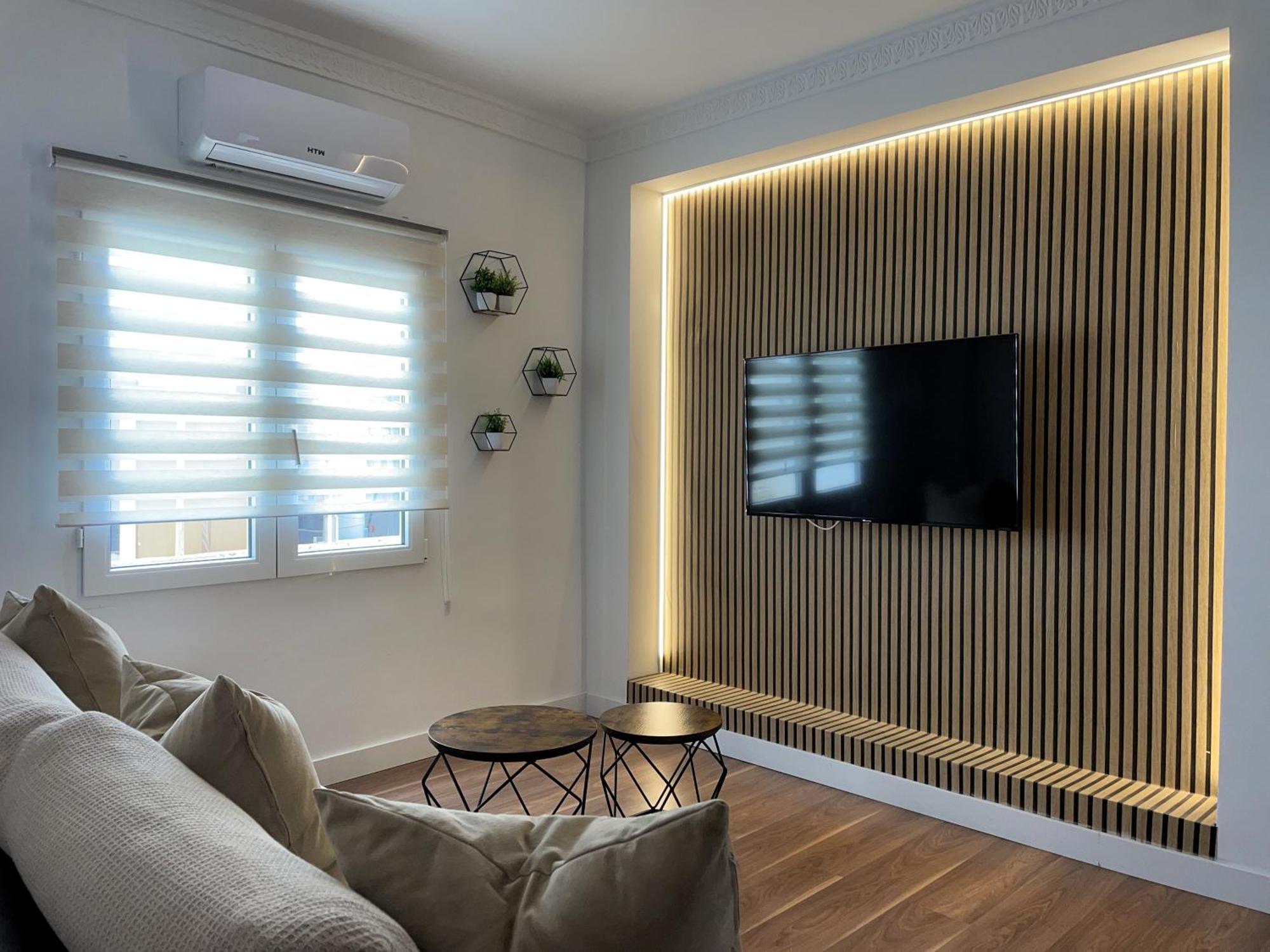 Apartamento Calma Carihuela Beach - 10 Metros De La Playa Торемолинос Екстериор снимка
